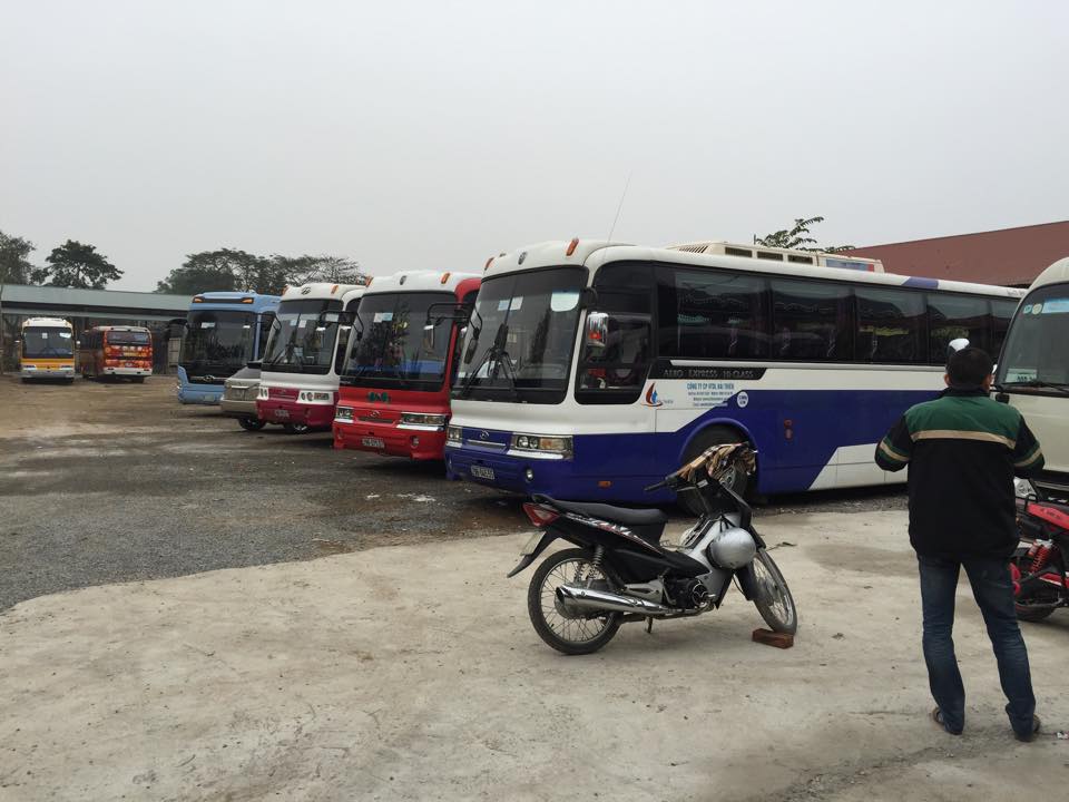 cho thuê xe cưới 45 chỗ Huyndai Hi class