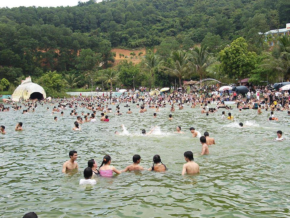 Khoang Xanh còn có nhiều khu vực nhân tạo 