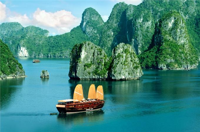 Đặt tour HÀ NỘI - HẠ LONG - ĐẢO TUẦN CHÂU - HÀ NỘI