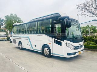 cho-thue-xe-29-cho-thaco-evergreen-81s