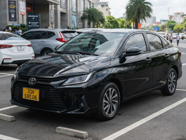 cho-thue-xe-Toyota-vios-tai-cau-giay-ha-noi