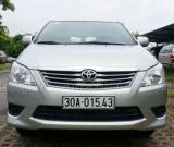 cần thuê xe cưới 7 chỗ Toyota Innova G giá rẻ nhất Cầu Giấy