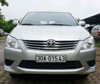 Cho thuê xe cưới 7 chỗ | cần thuê xe cưới 7 chỗ Toyota Innova G giá rẻ nhất Cầu Giấy