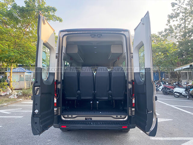 Cho thuê xe 16 chỗ Ford Transit BKS 29B16655 đời 2024