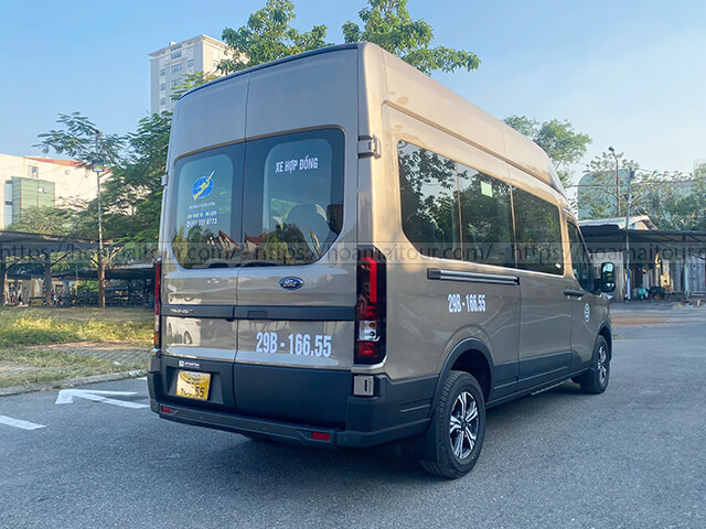 Cho thuê xe 16 chỗ Ford Transit BKS 29B16655 đời 2024