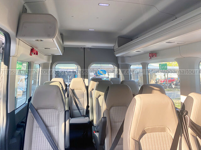 Cho thuê xe 16 chỗ Ford Transit BKS 29B16655 đời 2024